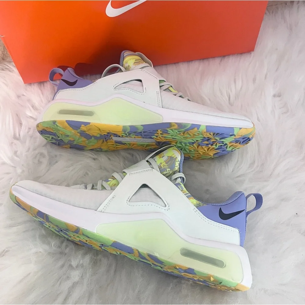 Nike Women's Air Max Bella TR 5 Shoes - Picture 8 of 11